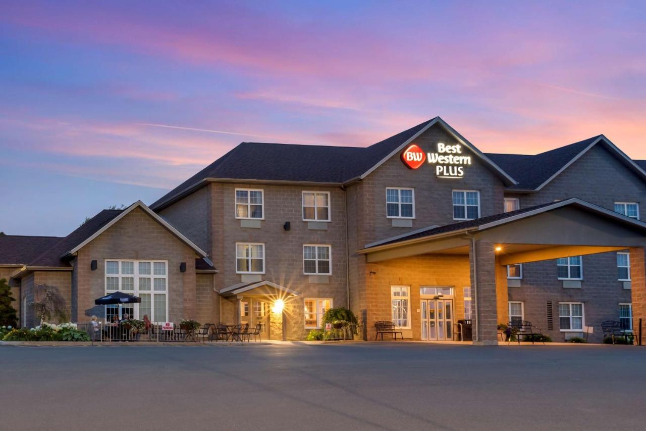Best Western Plus Woodstock Hotel Conference Centre Extérieur photo