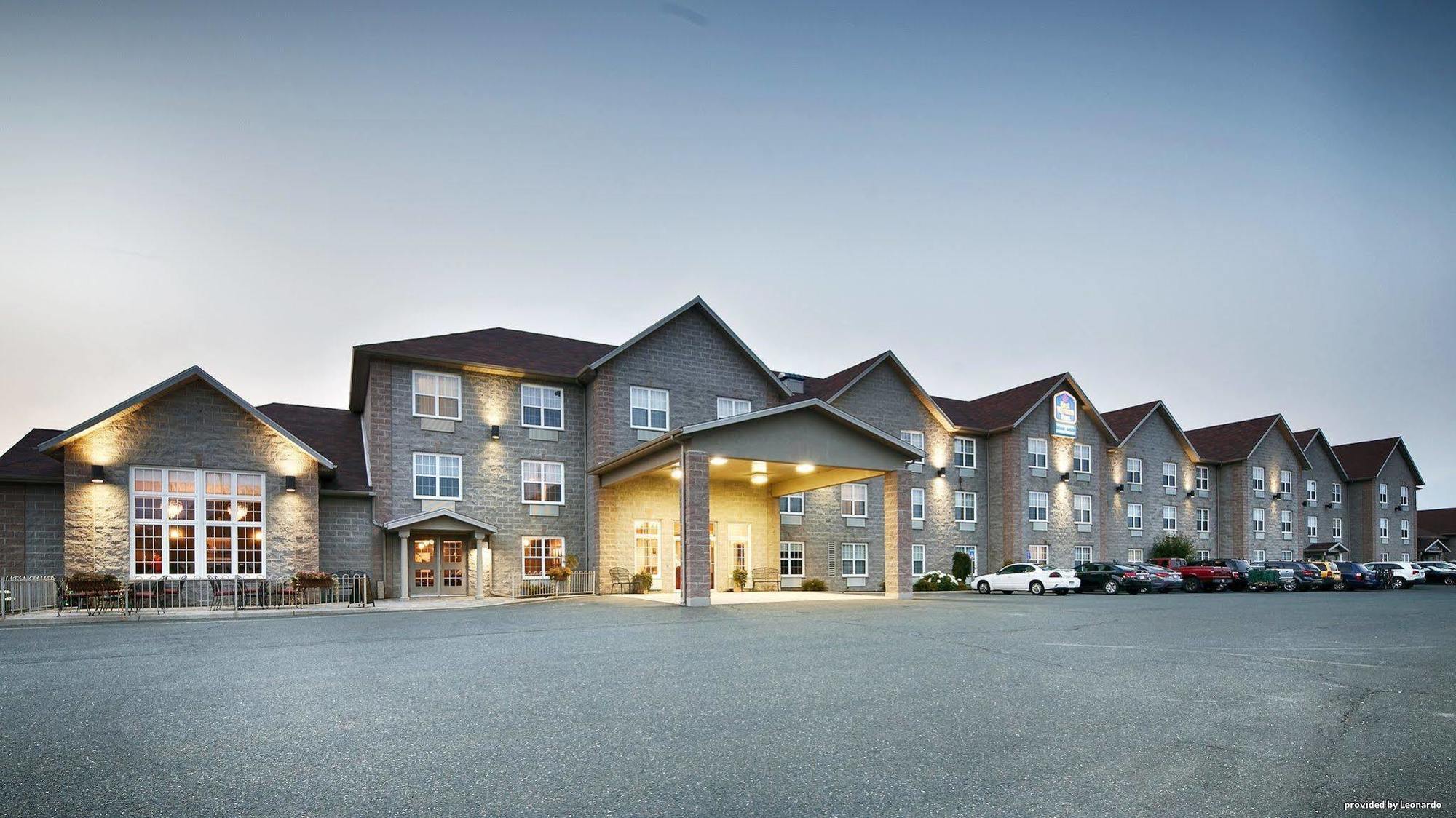 Best Western Plus Woodstock Hotel Conference Centre Extérieur photo